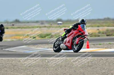 media/Apr-18-2025-TrackDaz (Fri) [[45f5874c44]]/B Group/Session 2 (Turn 7)/